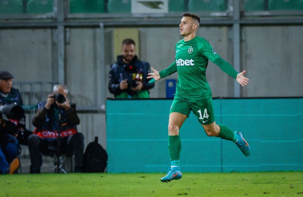 Artă! Gol marcat de singurul român de la Ludogoreț după o fază superbă și bulgarii sunt peste Roma lui Mourinho în Europa League_3