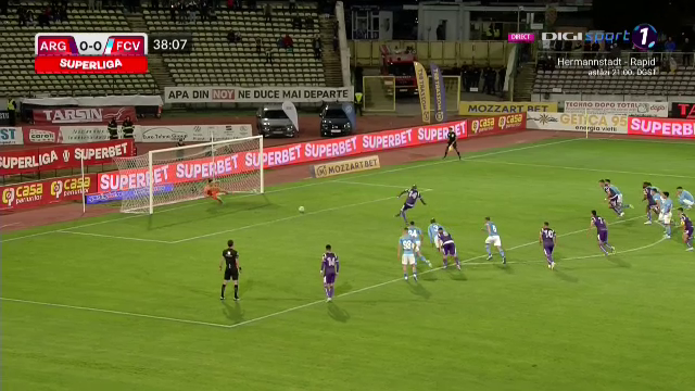 L-ai văzut, Gigi? Garita a scos un penalty după o cursă fantastică, dar a șutat lamentabil de la 11 metri, apoi a fost eliminat_10