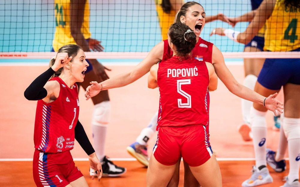 Serbia, cu 4 jucătoare de la echipe din România în lot, a câștigat Campionatul Mondial pentru a doua oară consecutiv!_6