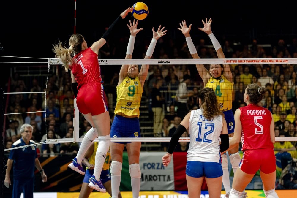 Serbia, cu 4 jucătoare de la echipe din România în lot, a câștigat Campionatul Mondial pentru a doua oară consecutiv!_10