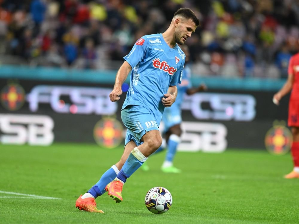 Două vedete au intrat în FCSB - UTA abia în minutul 77. Meciul de pe Arena Națională, în imagini_5