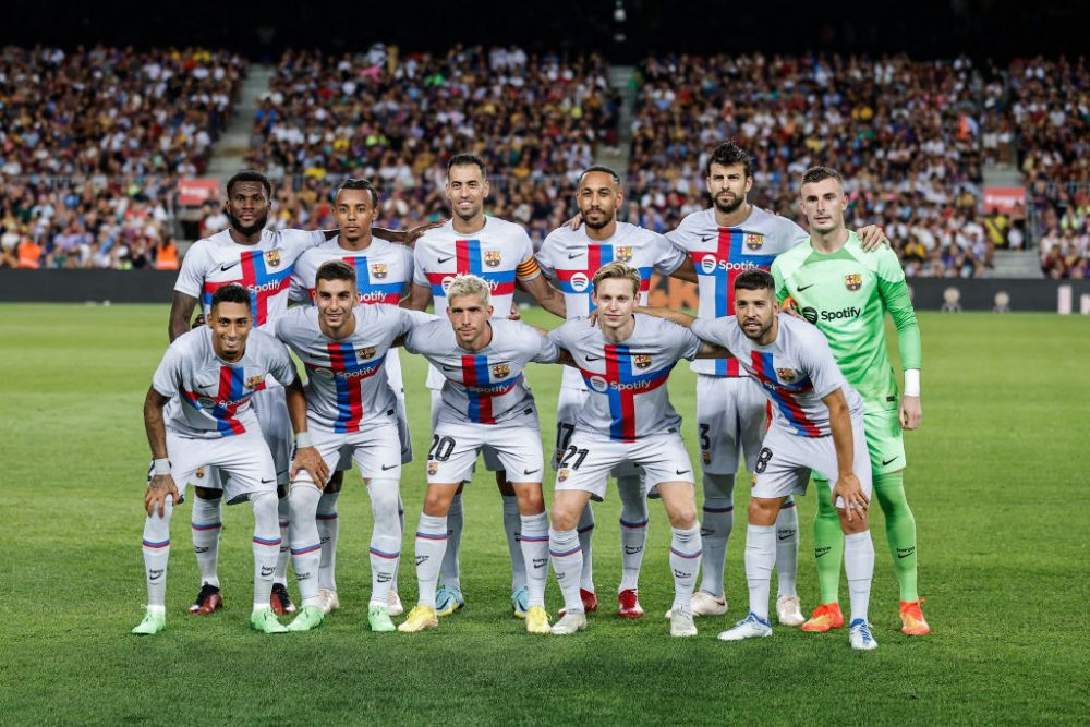 &bdquo;S-au &icirc;mprăștiat minciuni despre salariul meu!&rdquo; Jucătorul forțat de conducerea Barcelonei să plece &icirc;n vară a rupt tăcerea&nbsp;