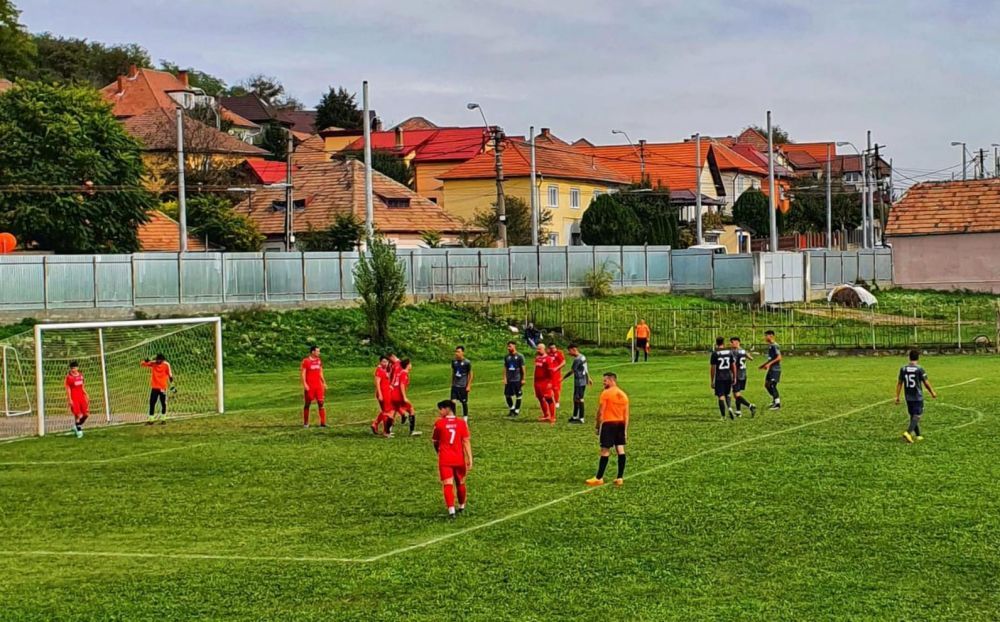 Au retrogradat din Liga 1 cu punctaj -41 și s-au desființat, dar fac spectacol în Liga 4!_8