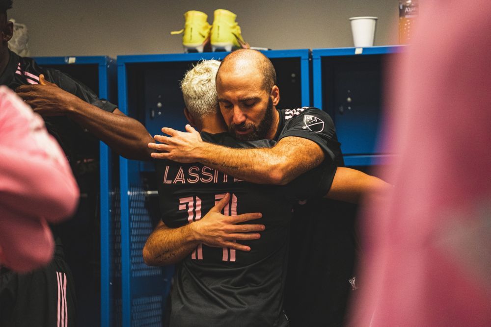 Higuain și-a încheiat cariera cu o înfrângere. Echipa lui a fost umilită de fosta echipă a lui Mitriță_7