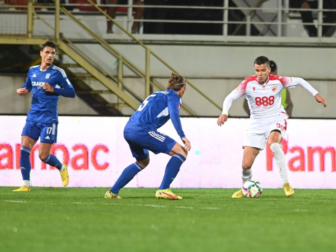 ”Eram sigur că așa se va întâmpla”. Ovidiu Burcă, ”notițe” după Dinamo - FCU Craiova 0-0_12