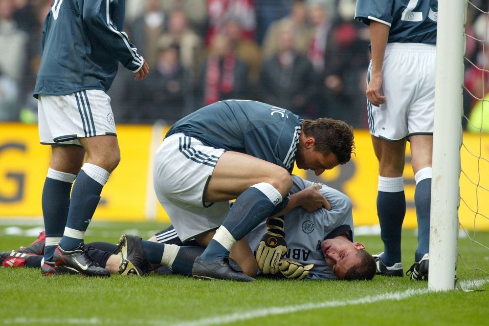 Bogdan Lobonț, din poartă la studiile de master: ”Este un Harvard al fotbalului, două zile ne-a vorbit Batistuta numai despre atacanți”_7