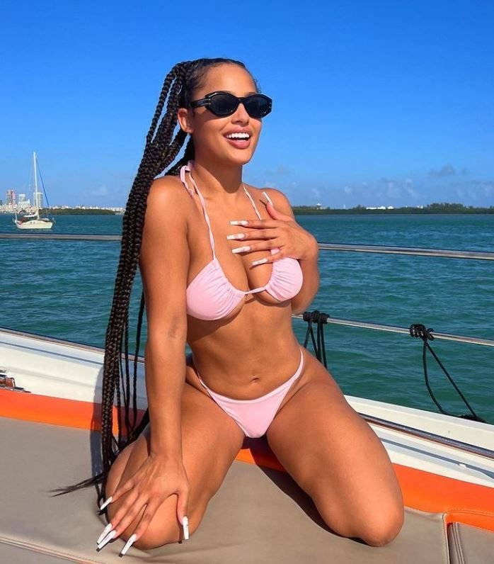 Erica Fontaine, gimnasta care s-a lăsat de sport și și-a făcut OnlyFans! Cât de provocator pozează tânăra_19