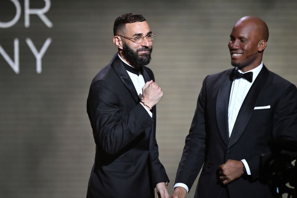 Imagini marcante cu degetul lui Karim Benzema. A venit la gala Balonul de Aur fără bandaj, iar fanii au fost impresionați _4