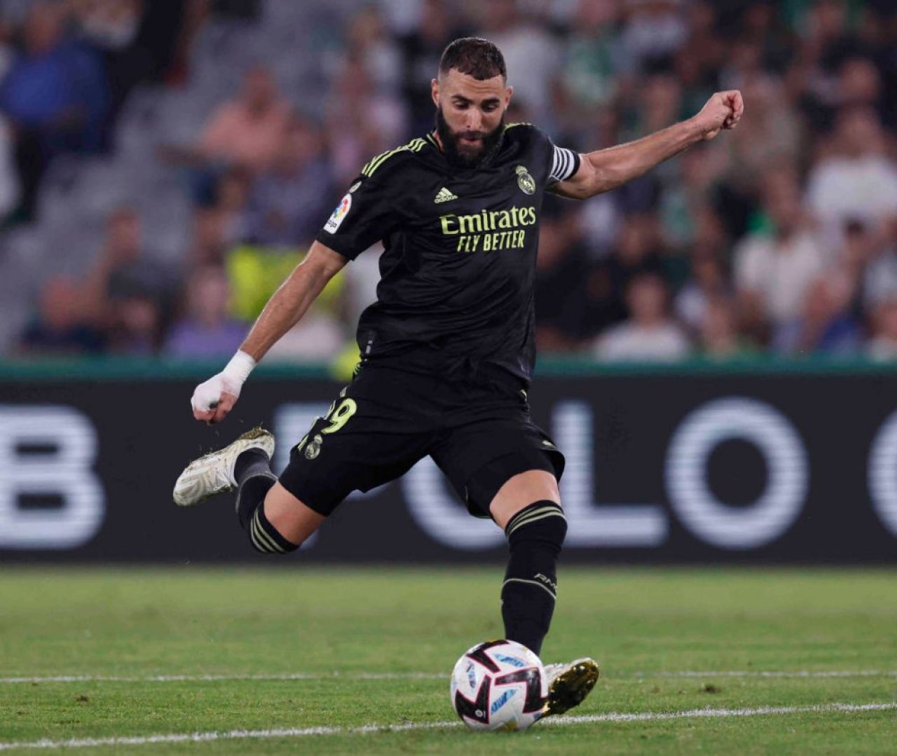Benzema, primul gol după ce a câștigat Balonul de Aur! Pe cine a ironizat cu celebrarea sa_6