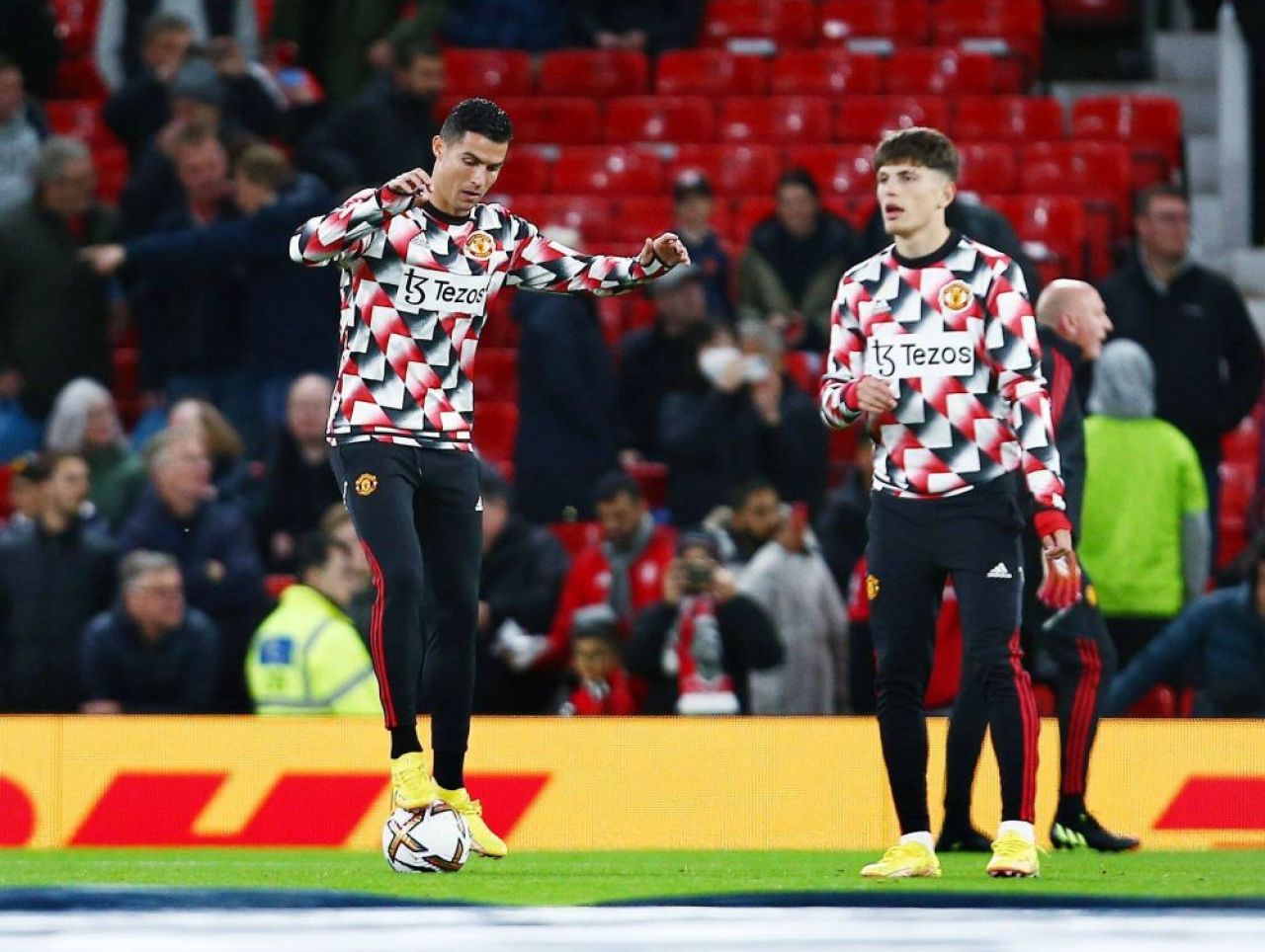 ”De neacceptat”. ”Ecoul” gestului făcut de Cristiano Ronaldo. Ce urmează pentru starul portughez, lăsat pe bancă de Erik ten Hag_3