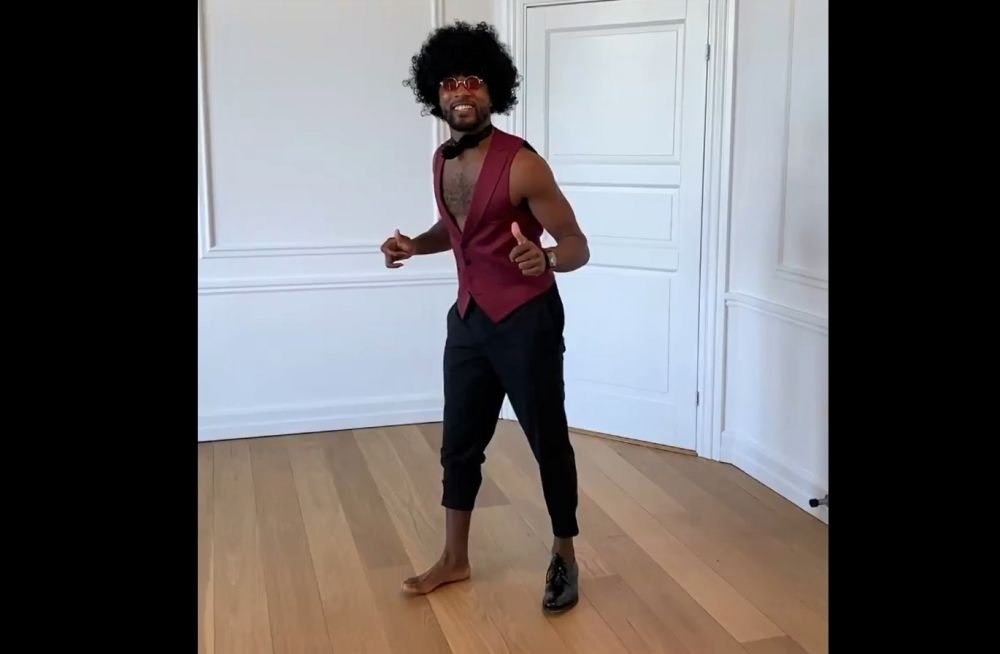 Patrice Evra a gustat iarba de pe Old Trafford! De ce a făcut francezul gestul ciudat_6