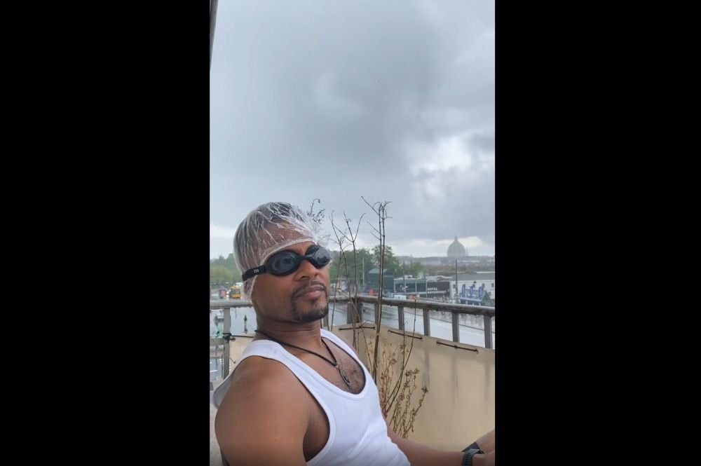 Patrice Evra a gustat iarba de pe Old Trafford! De ce a făcut francezul gestul ciudat_7