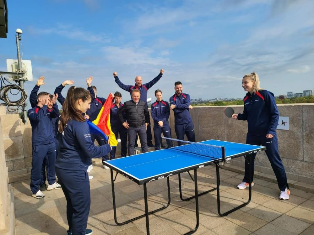 Imagini spectaculoase cu tricolorii de la tenis de masă. Unde au făcut un inedit 