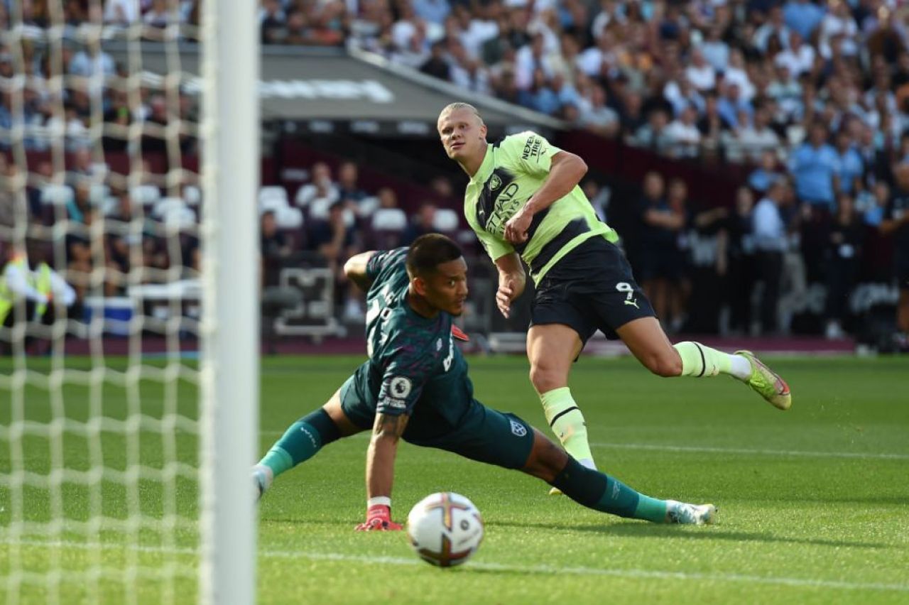 „Dacă o ține tot așa, va câștiga Balonul de Aur” Jucătorul de la Manchester City impresionat de Erling Haaland_7