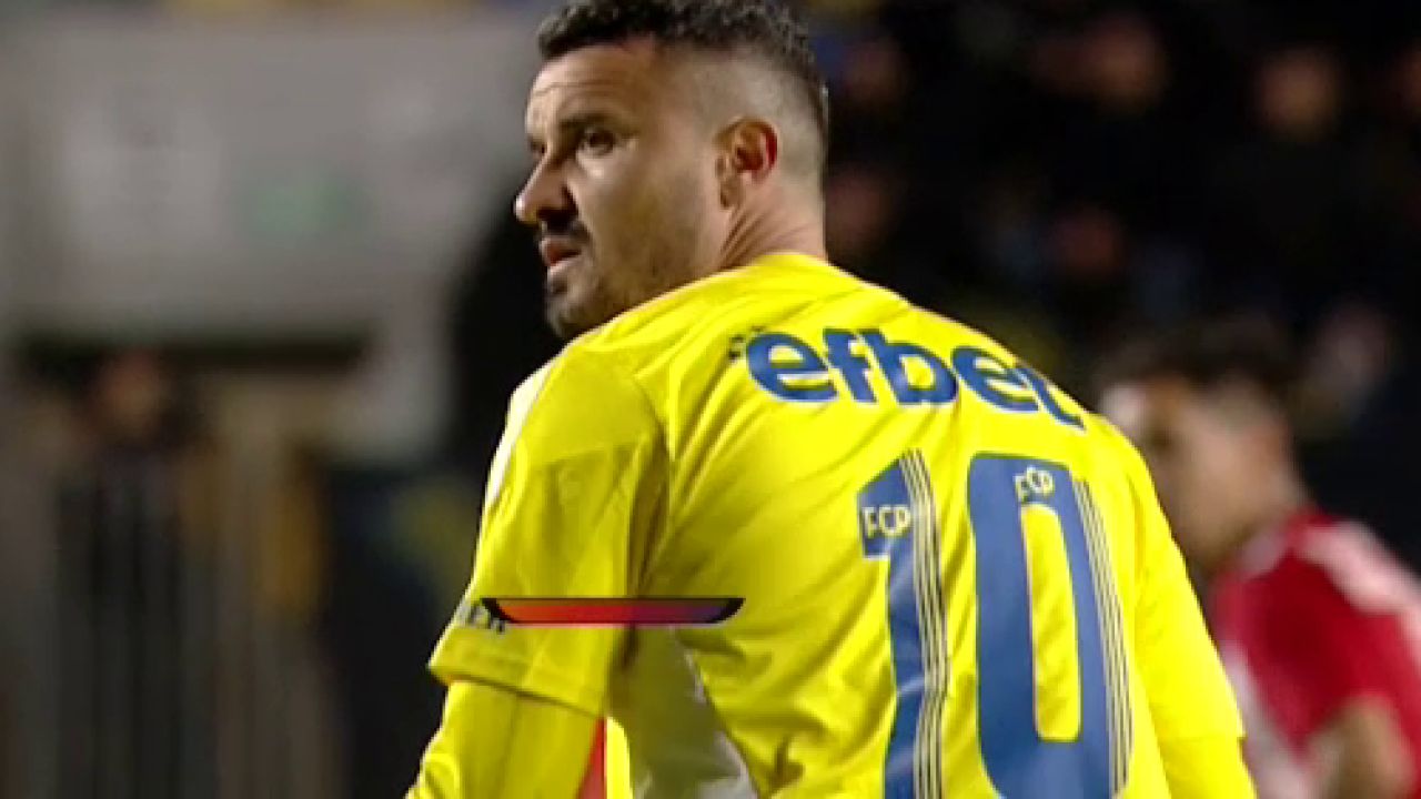Constantin Budescu, înapoi pe teren după 202 zile!