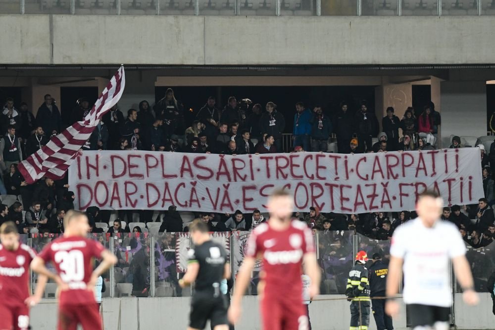 Războiul bannerelor la derby-ul U Cluj - CFR: 
