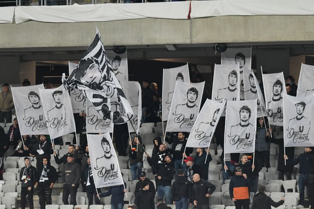 Războiul bannerelor la derby-ul U Cluj - CFR: 