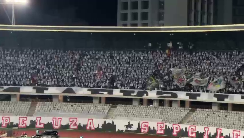 Războiul bannerelor la derby-ul U Cluj - CFR: 