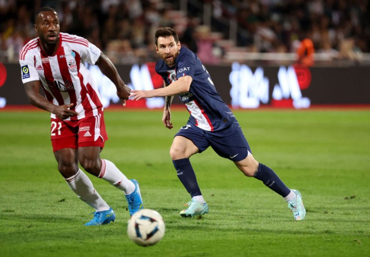 M&M Show! Mbappe și Messi au făcut spectacol în meciul Ajaccio - PSG! Victorie pentru Christophe Galtier în 'duelul' cu fiul său _15