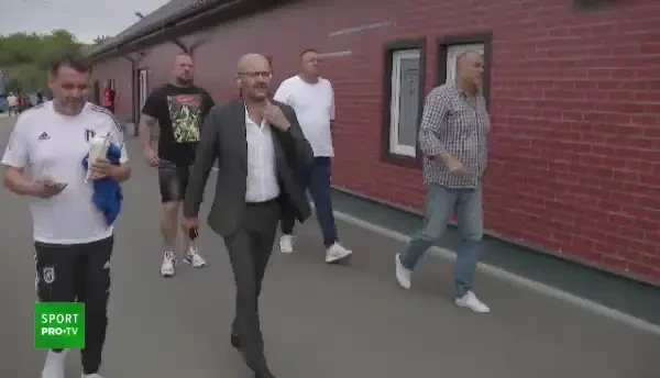 &Icirc;mpăcarea secolului &icirc;n fotbalul rom&acirc;nesc!? Planul pus la cale de Adrian Mititelu. Pe cine &icirc;ncearcă să aducă la FCU