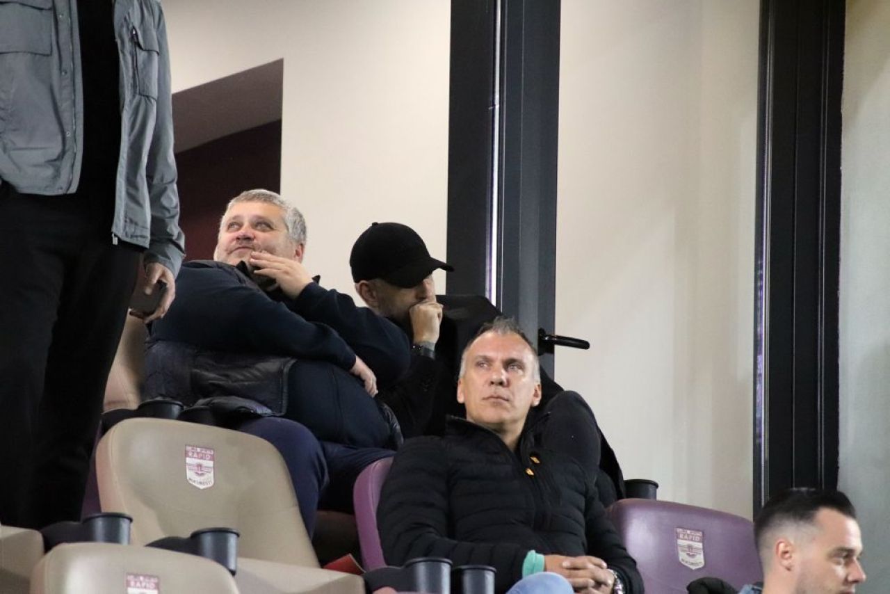 Cum a fost surprins selecționerul Edi Iordănescu la derby-ul din Giulești_8