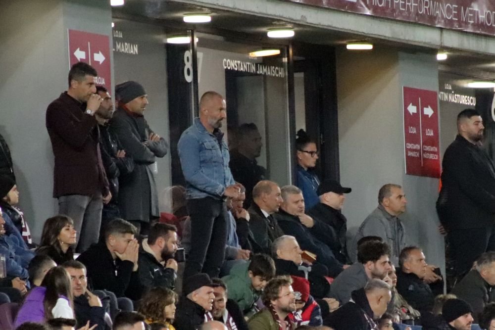 Cum a fost surprins selecționerul Edi Iordănescu la derby-ul din Giulești_12