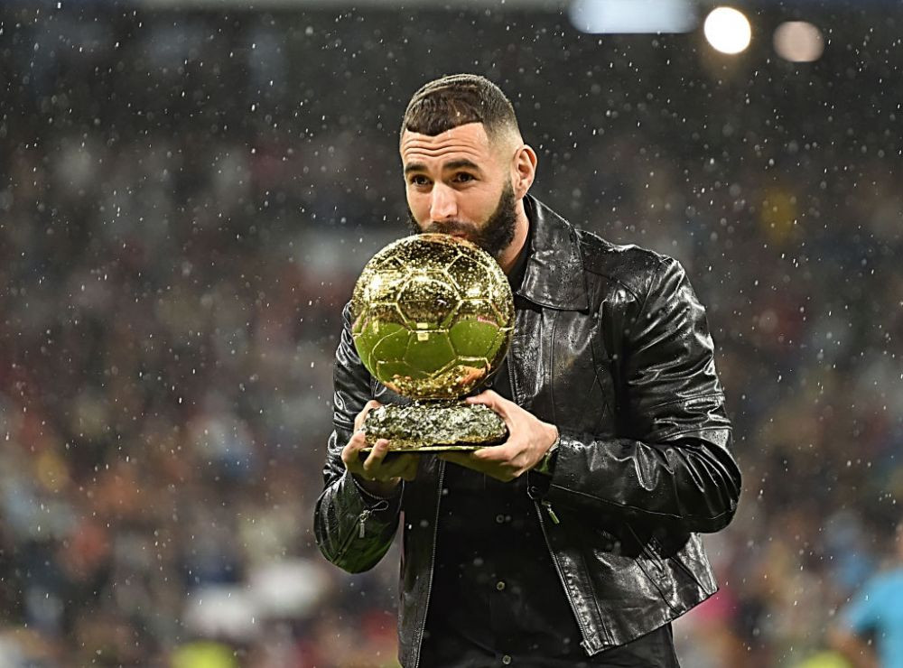 Karim Benzema a prezentat ”Balonul de Aur” pe ”Bernabeu”! Imagini de colecție cu atacantul lui Real Madrid_3