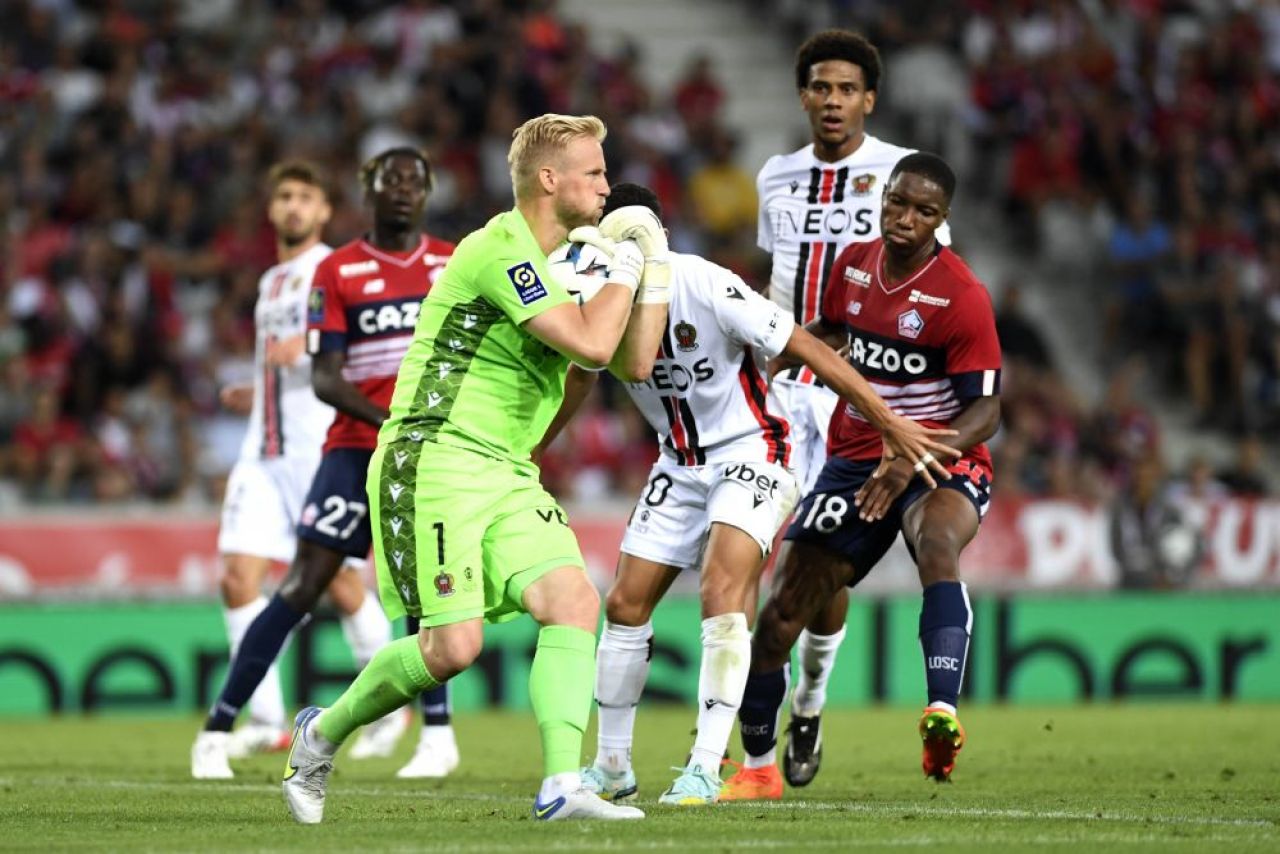 Ce a fost și ce a ajuns! Kasper Schmeichel, huiduit de fanii echipei sale_1