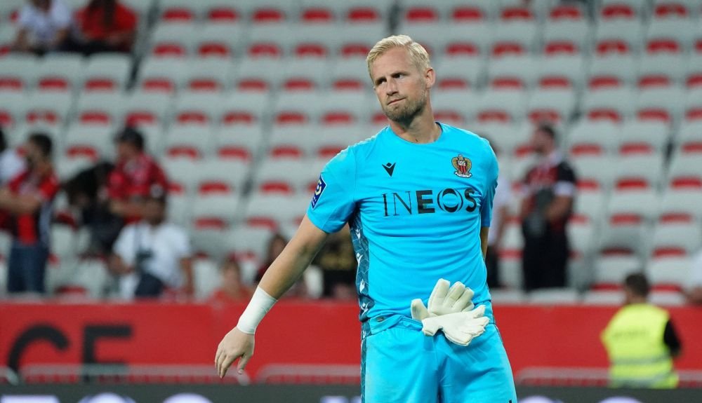 Ce a fost și ce a ajuns! Kasper Schmeichel, huiduit de fanii echipei sale_2