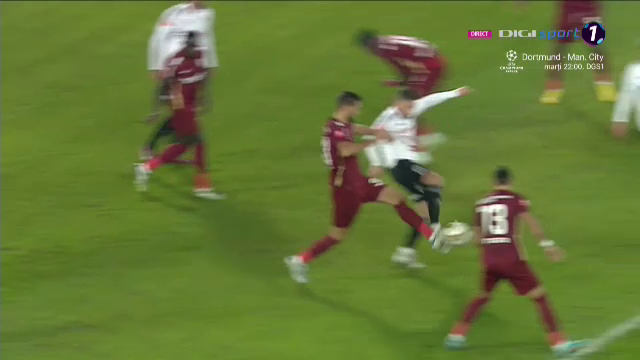 Opinia specialistului după penalty-ul controversat din U Cluj - CFR Cluj 1-2_5
