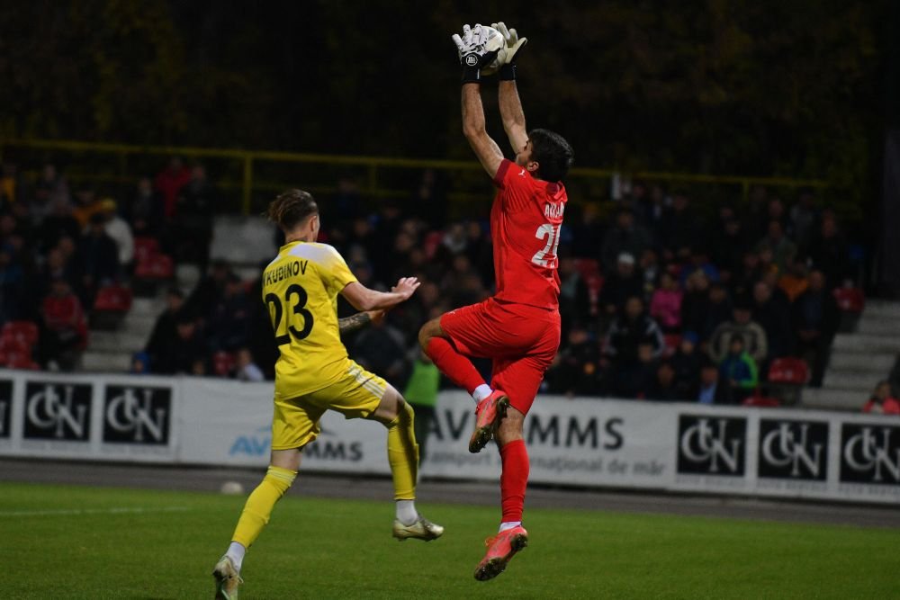 Sheriff Tiraspol a pierdut cu ”nașii” de la Petrocub Hîncești după un gol à la Cristiano Ronaldo! Urmează meciul de joi cu Manchester United, LIVE pe VOYO_28