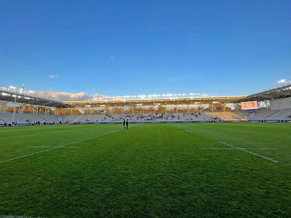 Ce tertip a folosit Federația de Rugby, pentru a părea la TV că sunt mai mulți oameni la meciul Wolves - Black Lion_2