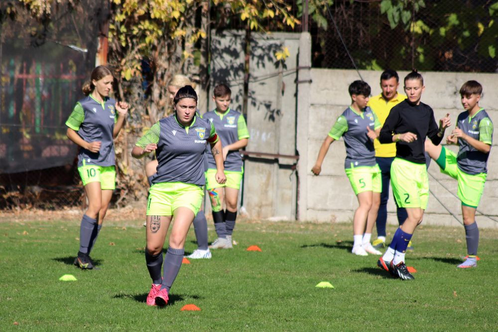 Vulpițele Galbene sunt niște fiare! Victorie cu 7-0 în ultima etapă de campionat_5