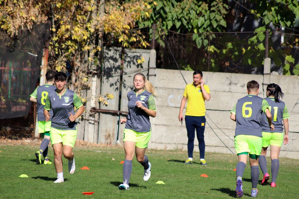 Vulpițele Galbene sunt niște fiare! Victorie cu 7-0 în ultima etapă de campionat_6