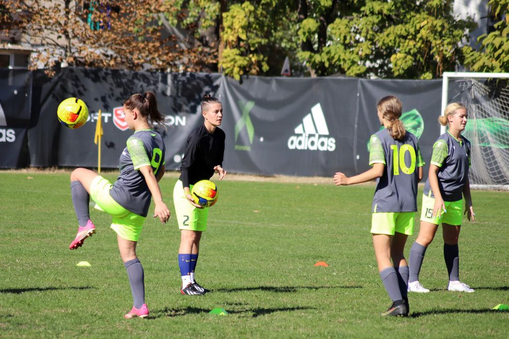 Vulpițele Galbene sunt niște fiare! Victorie cu 7-0 în ultima etapă de campionat_7