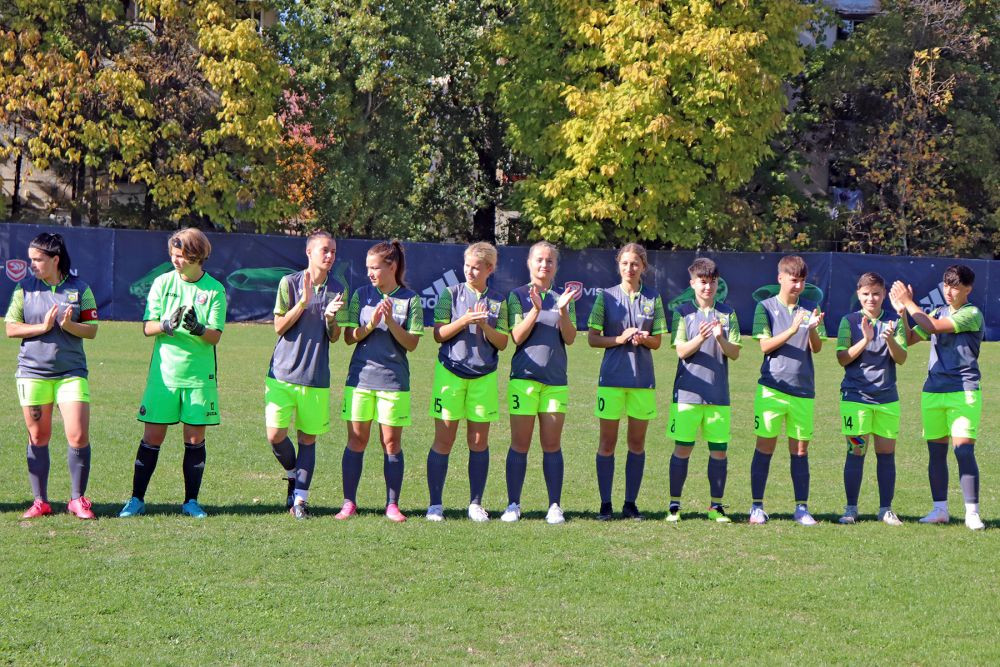 Vulpițele Galbene sunt niște fiare! Victorie cu 7-0 în ultima etapă de campionat_12