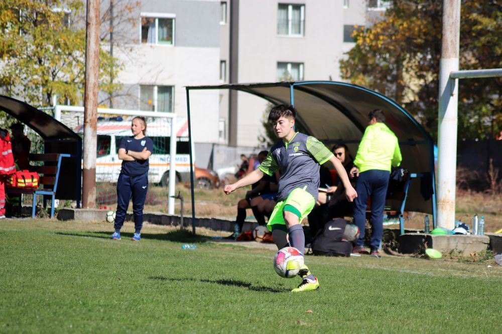 Vulpițele Galbene sunt niște fiare! Victorie cu 7-0 în ultima etapă de campionat_16