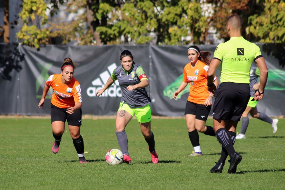 Vulpițele Galbene sunt niște fiare! Victorie cu 7-0 în ultima etapă de campionat_17