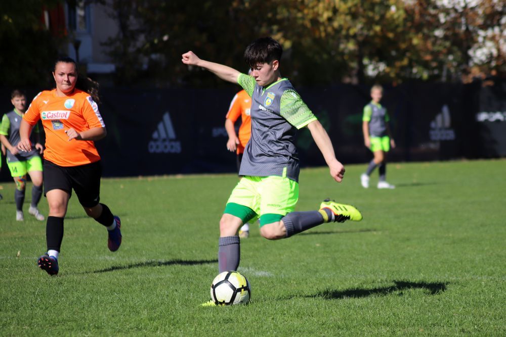 Vulpițele Galbene sunt niște fiare! Victorie cu 7-0 în ultima etapă de campionat_26