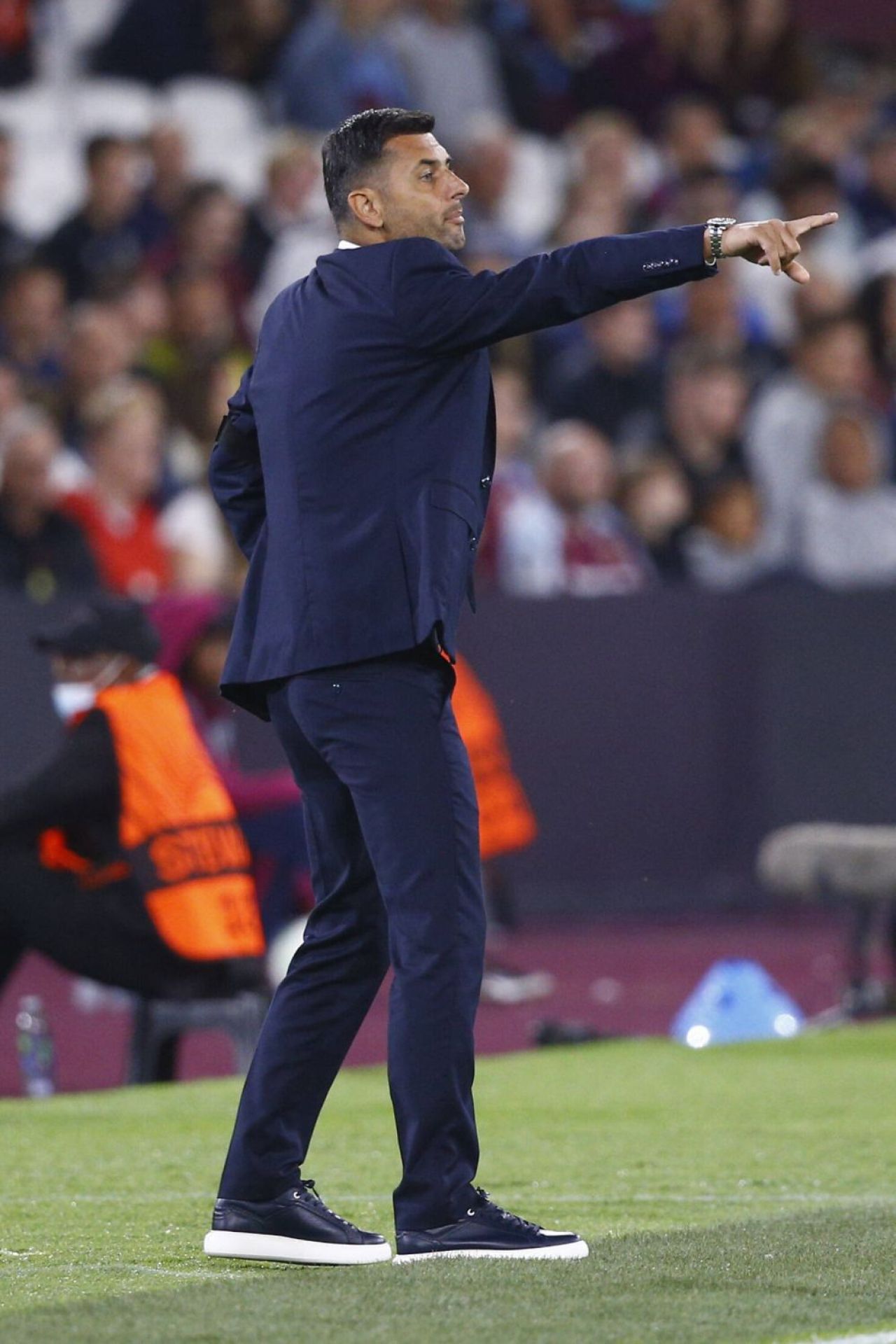 Nicolae Dică a vorbit despre Arsenal și Jurgen Klopp înainte de meciul cu Sepsi. Ce a transmis antrenorul de la FCSB_4