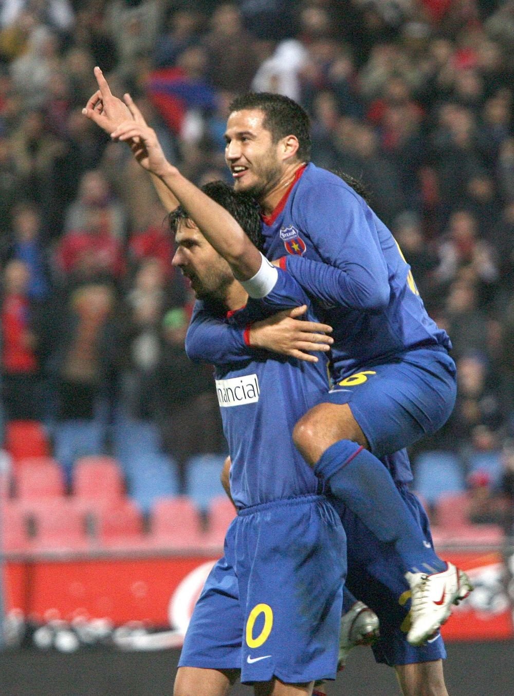Nicolae Dică a vorbit despre Arsenal și Jurgen Klopp înainte de meciul cu Sepsi. Ce a transmis antrenorul de la FCSB_6