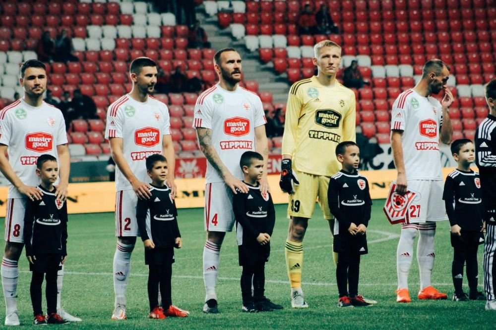 Autogol de zile mari al lui Otto Hindrich, portarul titular al naționalei noastre de tineret!_2