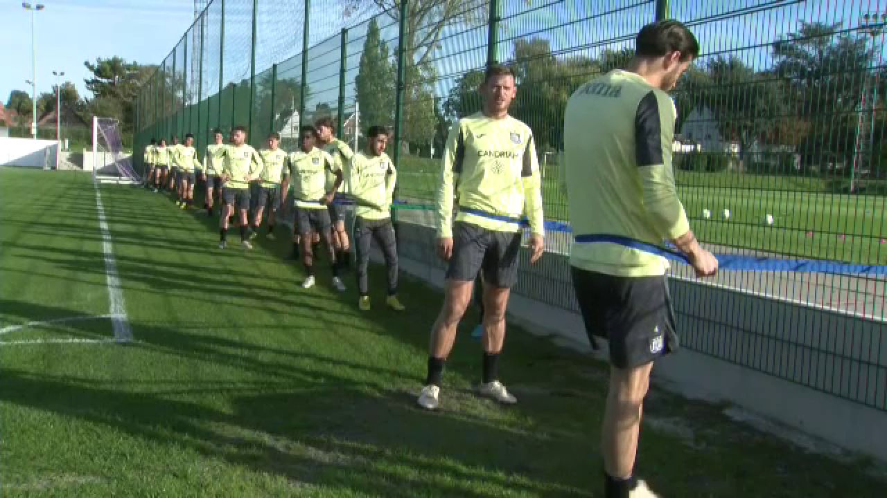 Adrian Mititelu, reacție impresionantă în direct la Ora Exactă în Sport. Cu ce a comparat baza de antrenament a celor de la Anderlecht_15