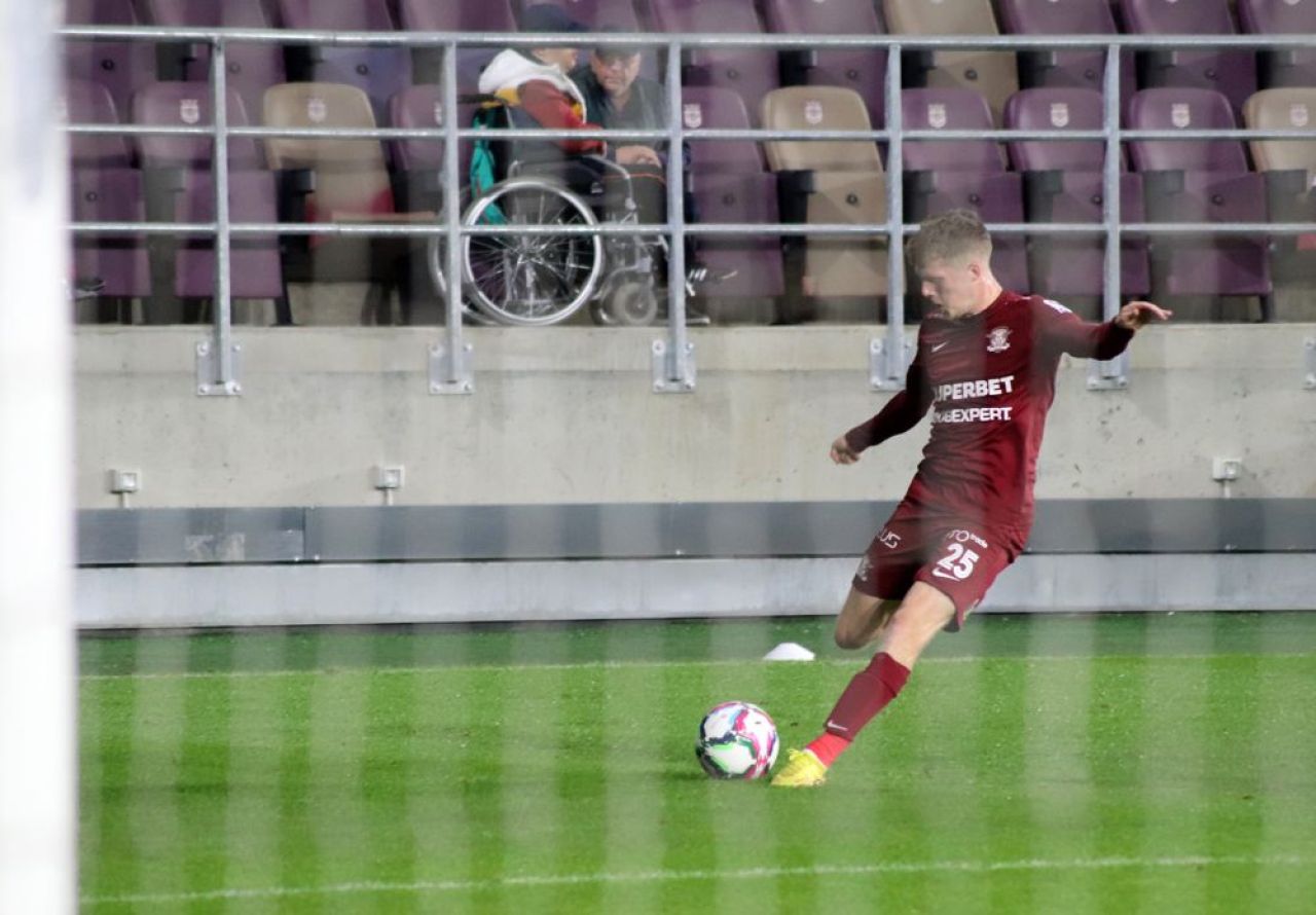 Este fiul unei legende de la Anderlecht și este rival al FCSB-ului în Superliga: