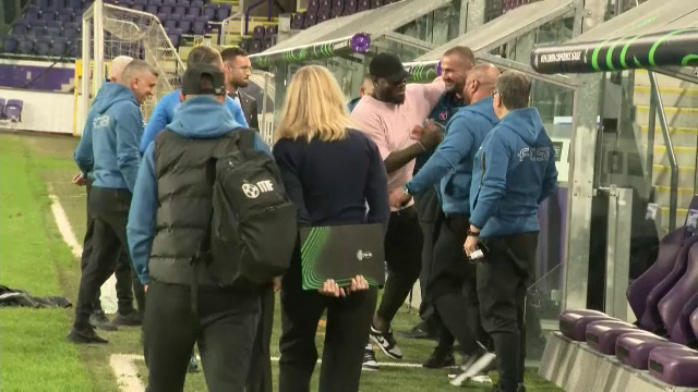 Gnohere i-a vizitat pe cei de la FCSB la Bruxelles! ”Bizonul”, îmbrățisări calde cu cei din staff-ul vicecampioanei_4