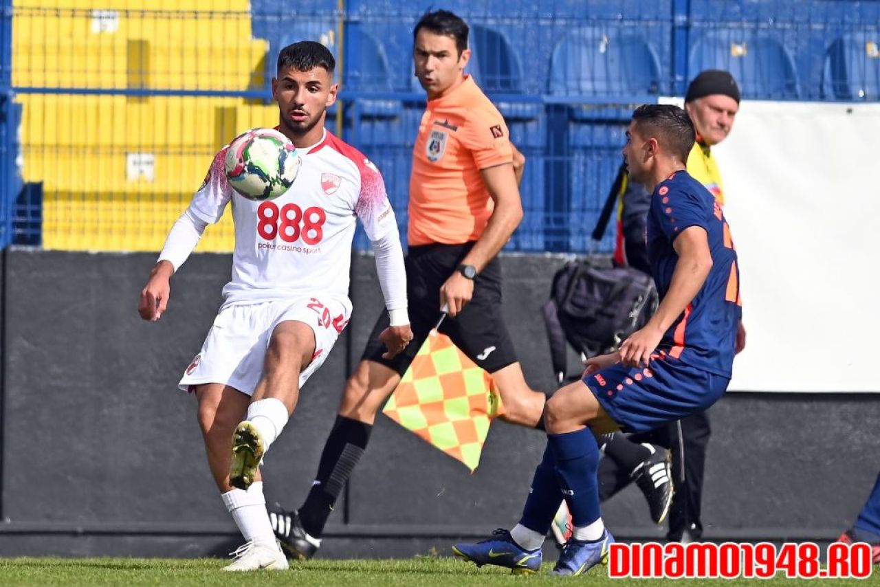 Dinamo - CSM Slatina 0-0. ”Câinii”, remiză la Giurgiu_1