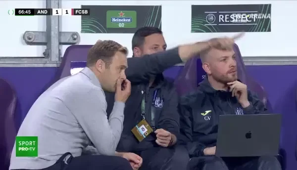 Anderlecht - FCSB | Vertonghen reia pe l&acirc;ngă poarta lui T&acirc;rnovanu