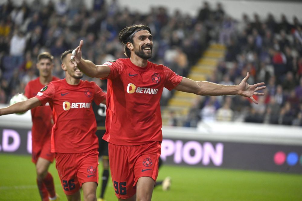 Luca Toni de la FCSB! Becali a dat lovitura cu atacantul italian: ”Completează lipsa unui atacant veritabil”_2