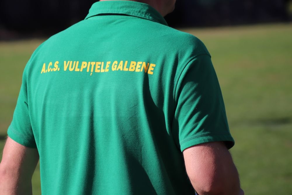 De unde vine numele Vulpițele Galbene și ce meserii au fotbalistele din Roman_12