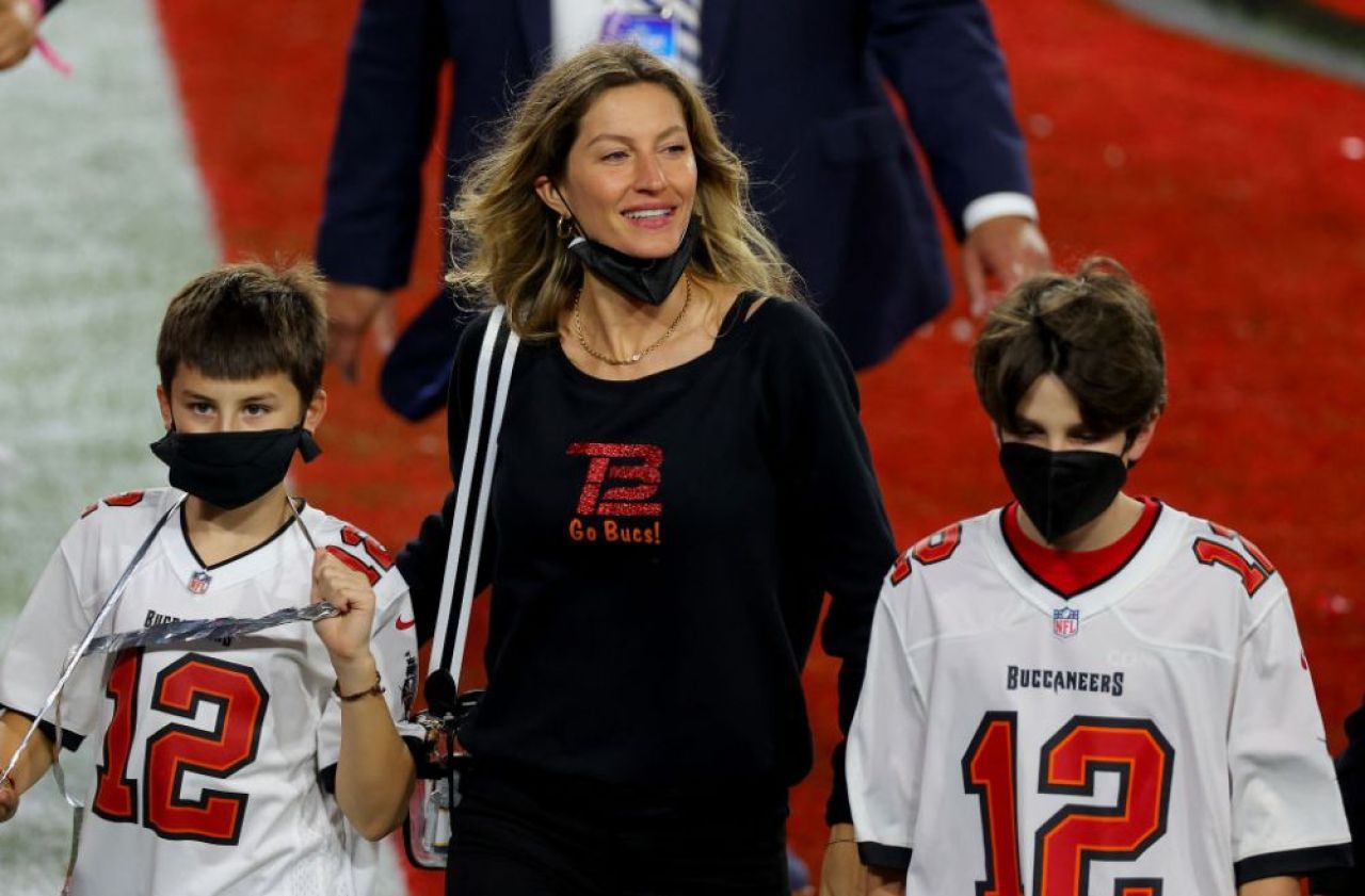 Tom Brady a divorțat de supermodelul Gisele Bundchen după 13 ani de căsnicie! Mesajul postat de starul din NFL_34
